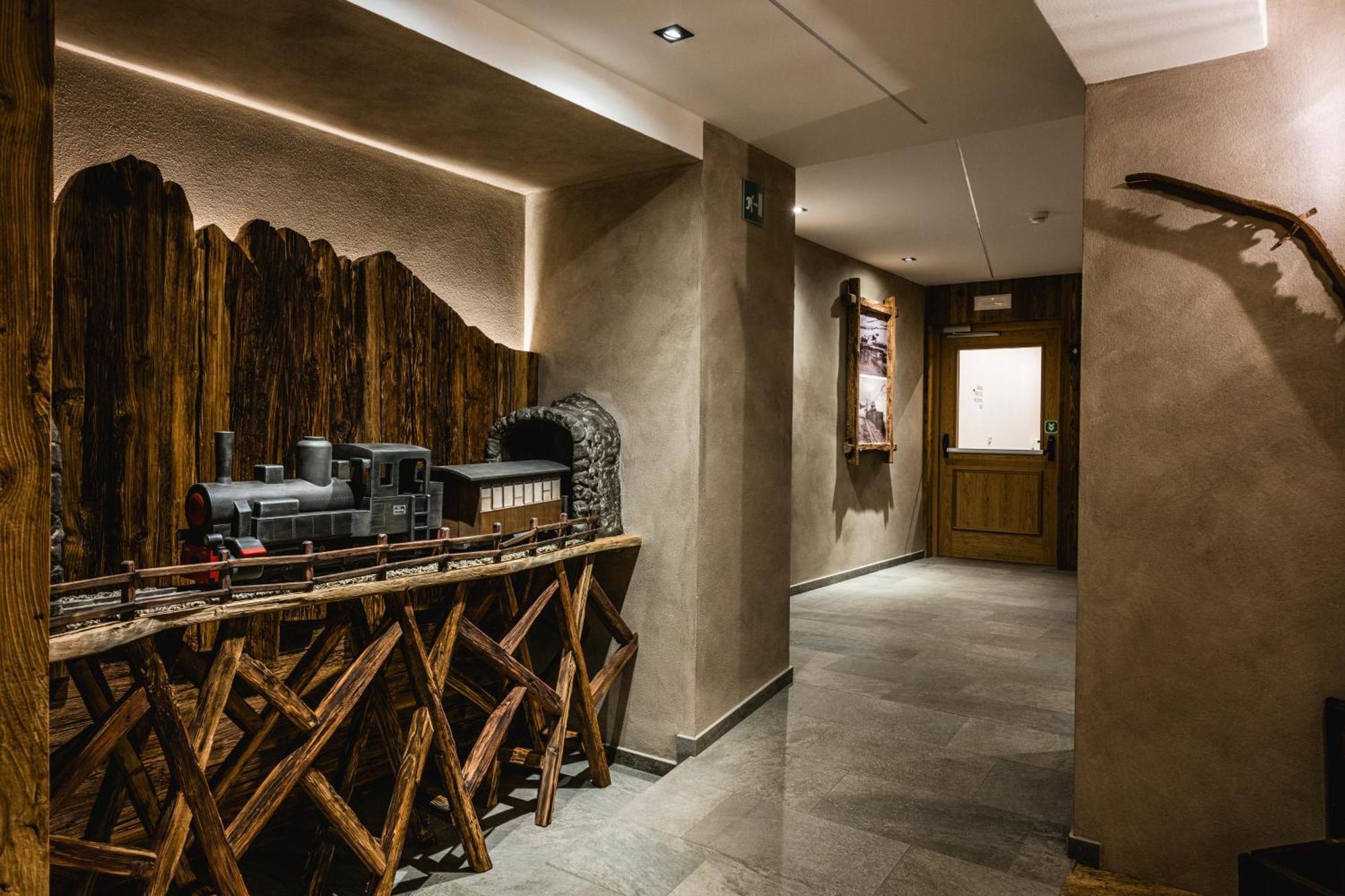 Hotel Vernel Santa Cristina Val Gardena Esterno foto