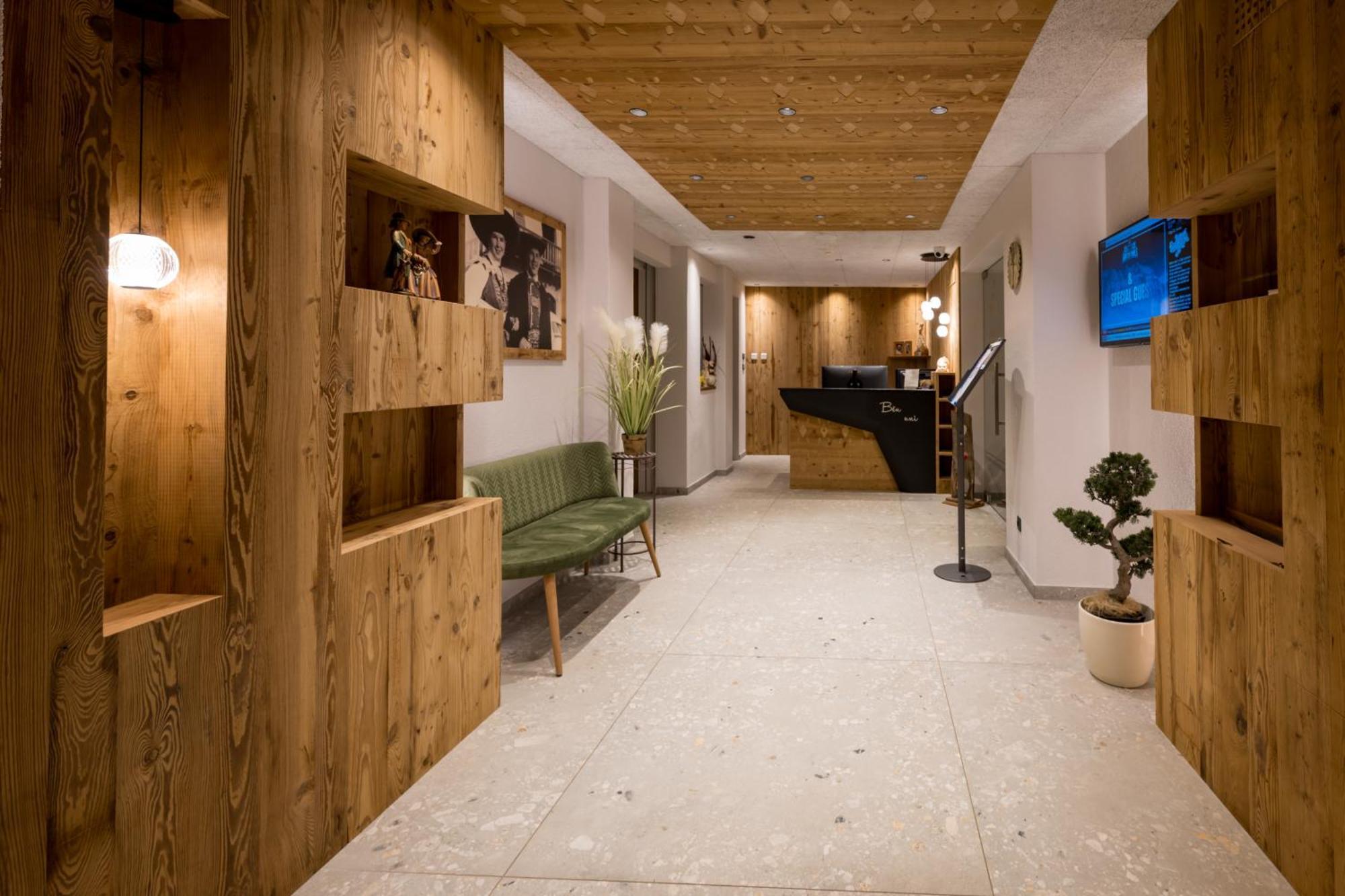 Hotel Vernel Santa Cristina Val Gardena Esterno foto